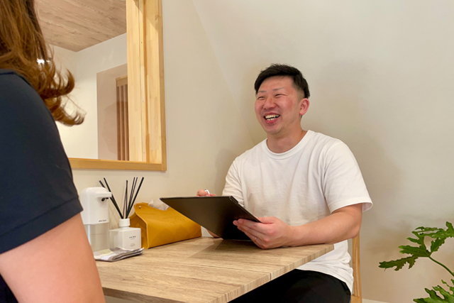 カウンセリングの様子（問診）